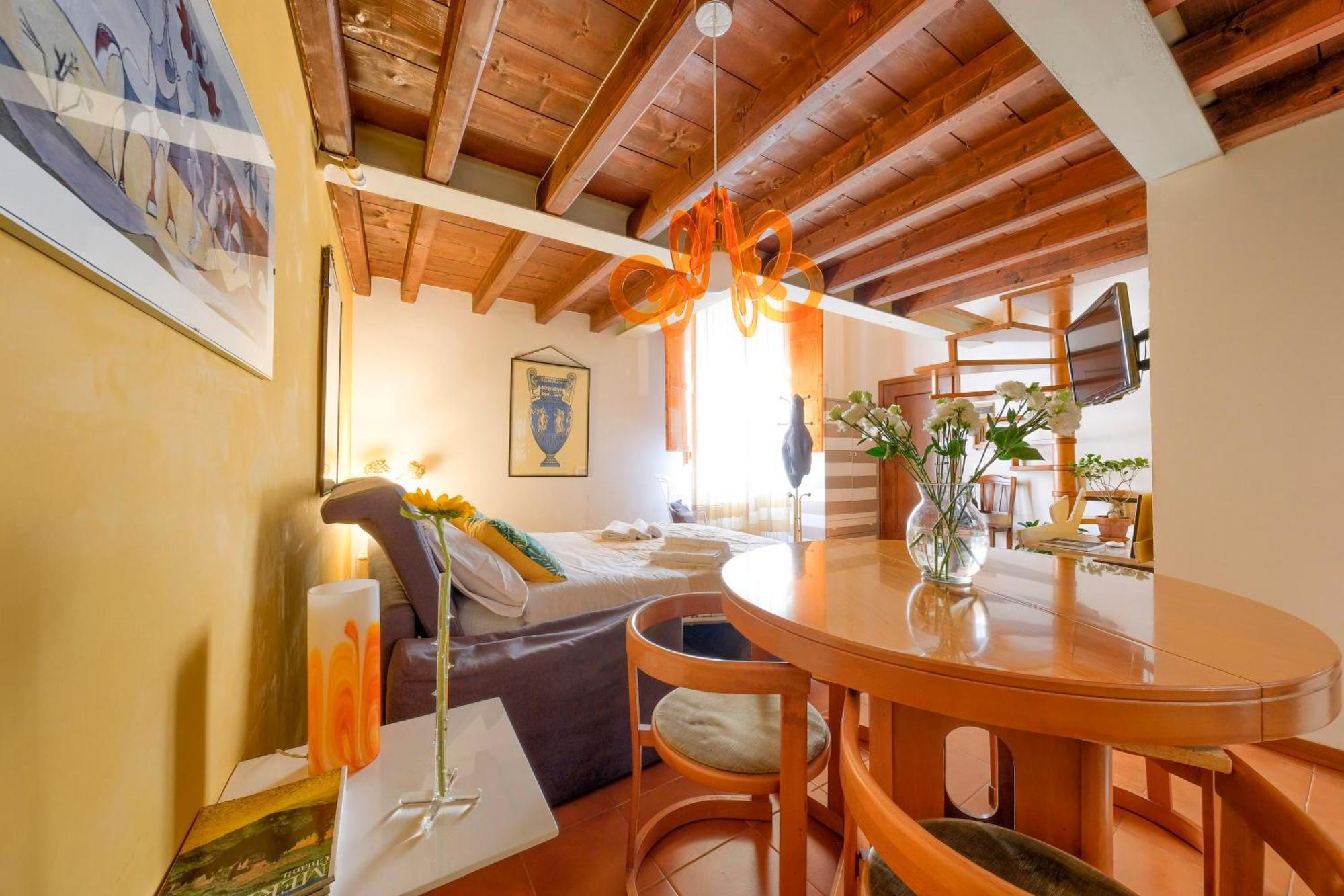 La Casa Di Dante Alighieri Leilighet Firenze Eksteriør bilde